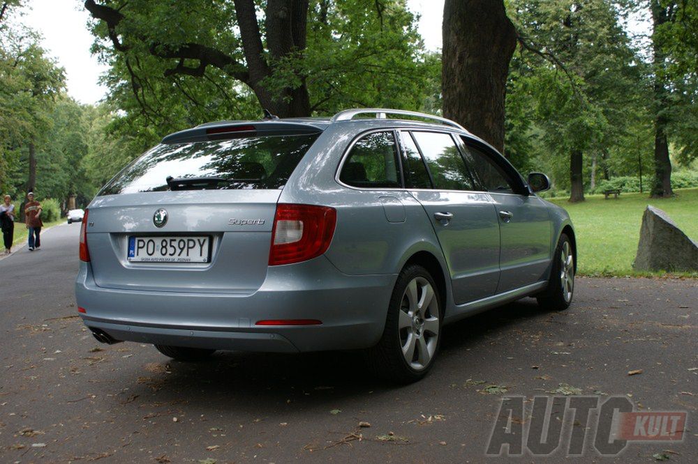 Skoda Superb kombi