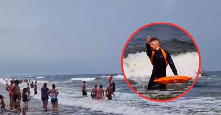 Czerwona flaga nad Bałtykiem, a ludzie? Mina ratownika mówi wszystko
