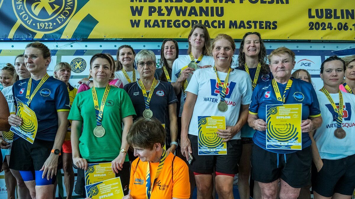 zawodnicy Letnich Mistrzostw Polski w Pływaniu w Kategoriach Masters