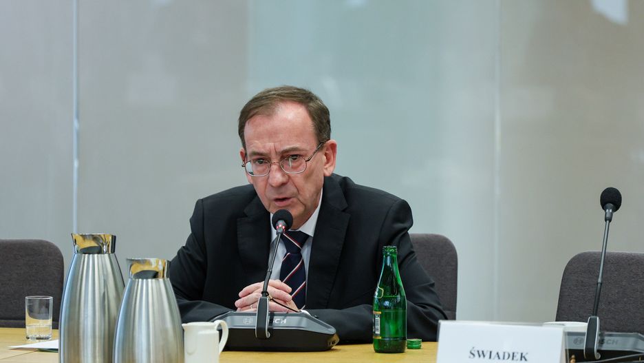 Warszawa, 22.04.2024. Wezwany na świadka były szef MSWiA Mariusz Kamiński na posiedzeniu sejmowej komisji śledczej ds. afery wizowej, 22 bm. w Sejmie w Warszawie. (aldg) PAP/Paweł Supernak