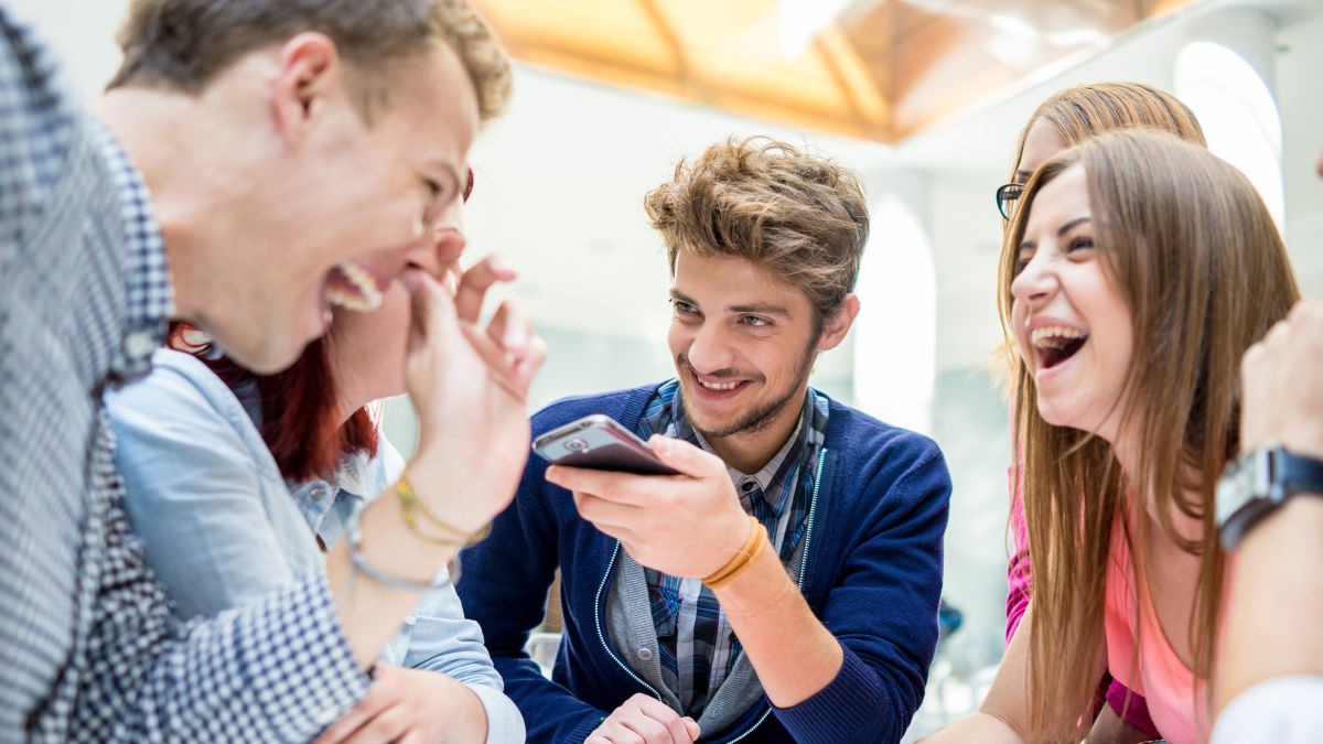 Łamiec językowy ze znajomymi