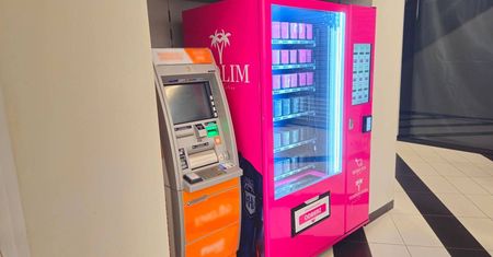 Skolim zaskakuje fanów – pierwszy w Polsce automat z perfumami artysty stanął w Lublinie! Ile kosztują? (zdjęcia)