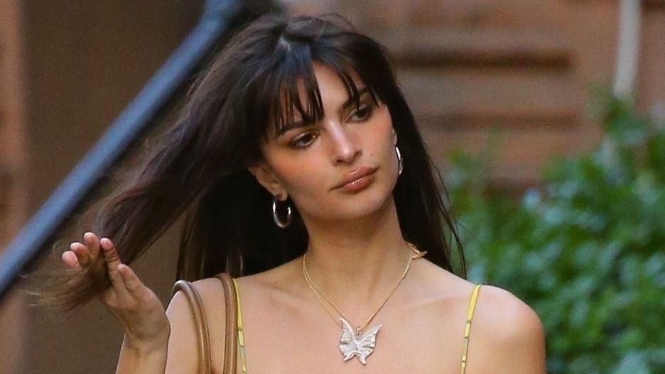 Emily Ratajkowski pokazała się w sukience mini 