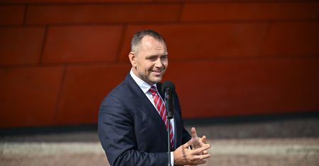 Wzrost akcyzy na alkohol i opłaty cukrowej? Szykuje się kolejne weto