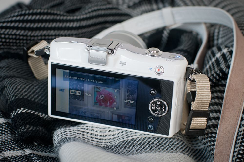 Olympus PEN E-PM1 Mini - stylowy maluch z dużym potencjałem [test] 5