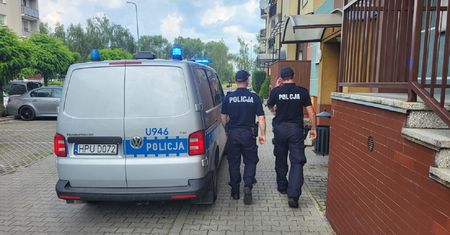 Mama była na balkonie. 2-latek nie miał litości