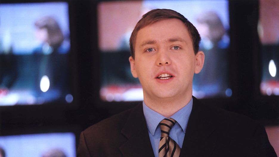 Marcin Pawłowski w 1999 r. prowadził "Fakty" TVN