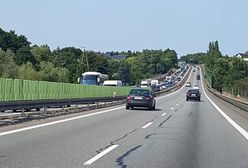 Korki i zatory na drogach. Kłopoty kierowców na A1 i S3. Może być jeszcze gorzej
