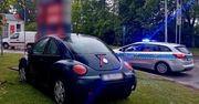 Radomsko: Ponad 3 promile i ucieczka pieszo. Pijana kierująca rozbiła samochód na stacji paliw