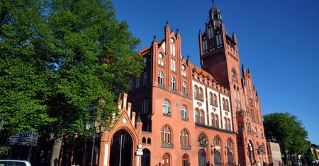 Urzędniczka ze Słupska nie przebiera w słowach. "Minister pajac, premier tuman"