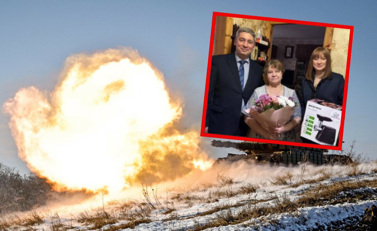 Mothers of fallen soldiers from Russia received meat grinders.