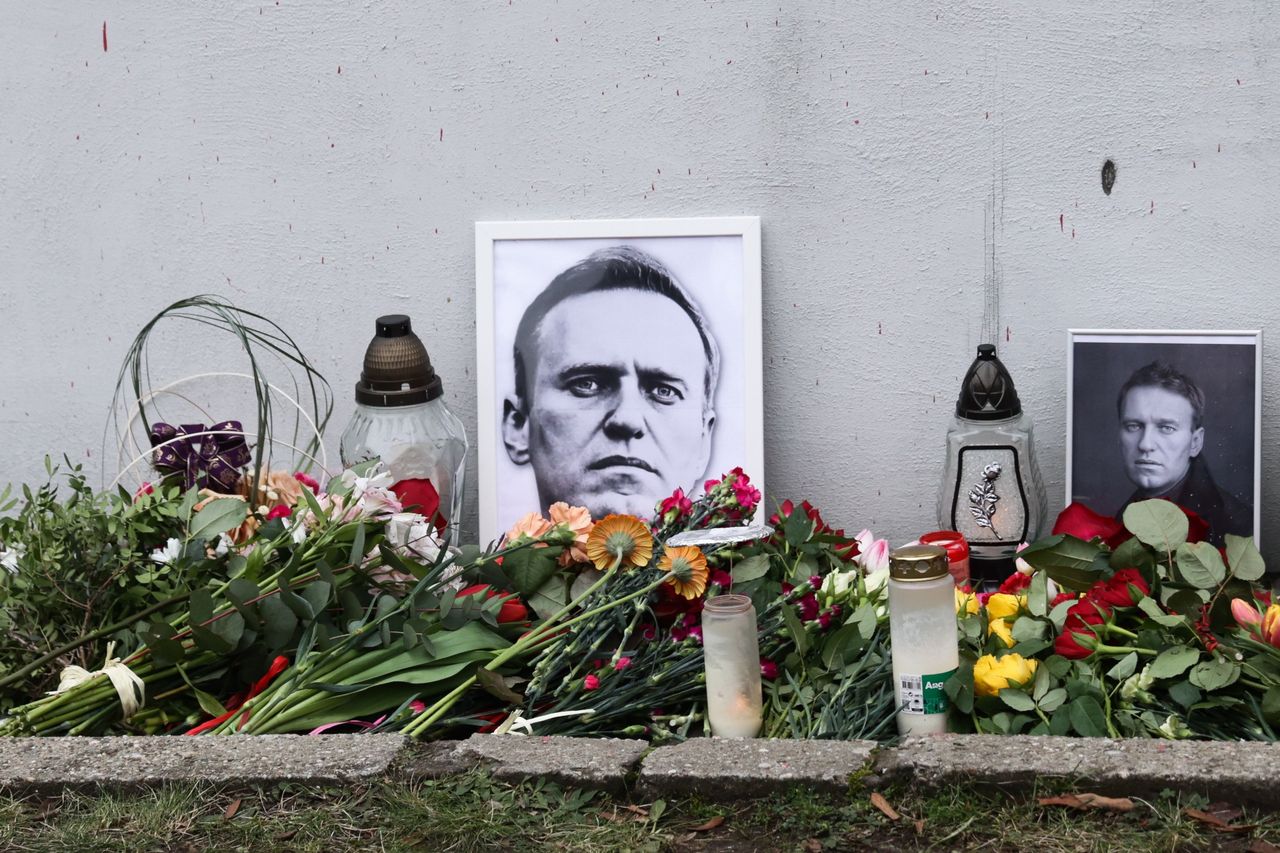 Navalny's funeral plans stir public speculation amid calls for independent death review