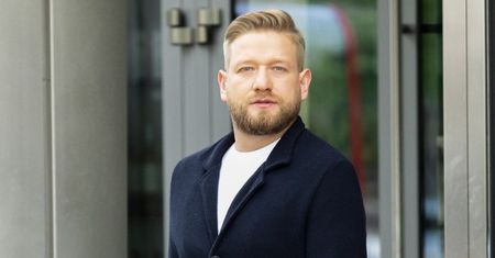 Jędrzejak zna skuteczny sposób na mrozy. Wydasz na niego zaskakująco mało