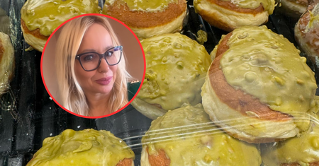 Wypij, zanim zjesz pączka. Lekarka o sprytnym patencie na cukier