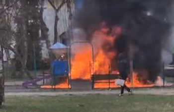 Spłonął plac zabaw w Toruniu. Sprawcą okazał się 8-latek