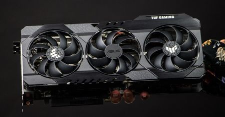 Oto on - Radeon RX 6900 XT w specjalnej wersji od firmy ASUS
