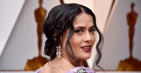 Salma Hayek bez makijażu. Gwiazda i tak zachwyca urodą