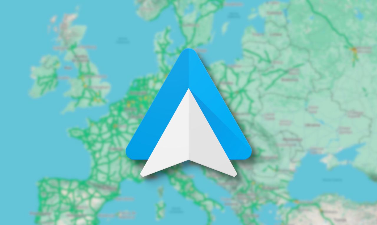 Android Auto 14.8 do pobrania. Nowy skrót w Google Maps