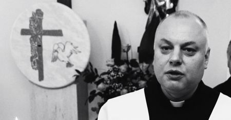 Ks. Andrzej Dymer nie żyje. Ks. Isakowicz komentuje oskarżenia wobec duchownego