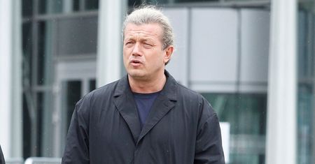 Nasłali na Jakimowicza komornika. "Nie odbierał pism sądowych"