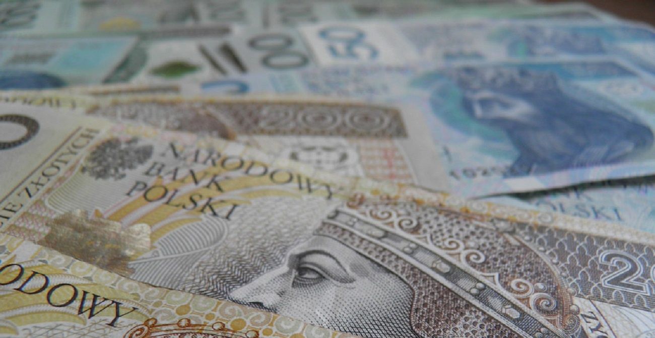 Obligacje skarbowe można nabyć na kilka sposób. 