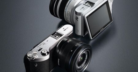 Samsung NX300 i pierwszy na świecie jednoobiektywowy system 3D