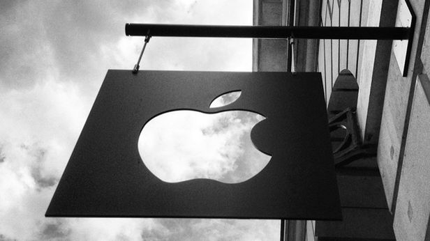 W skrócie: Seks za iPhone'a 5, Twitter prawie jak Facebook, kapcie dla fanów militariów 1