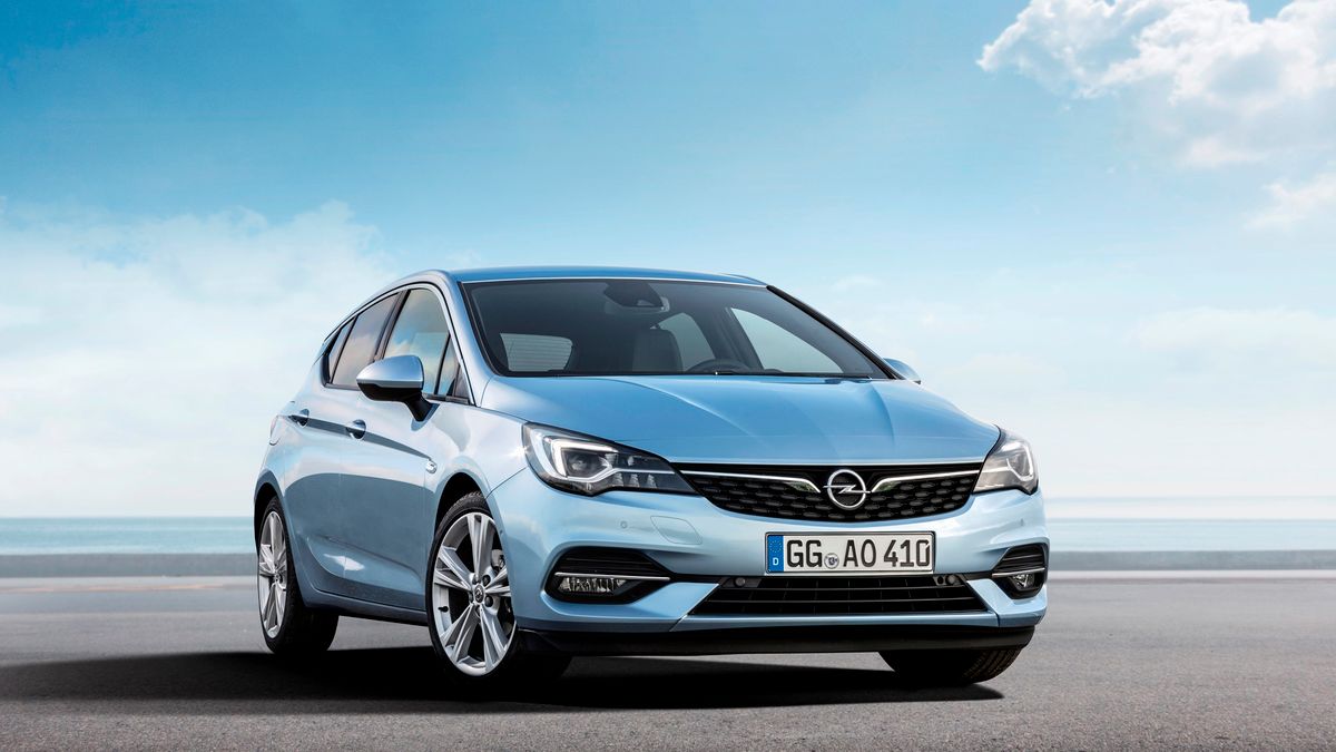 Odświeżony Opel Astra z silnikami PSA jest droższy niż wcześniej.