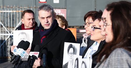 Posłowie Lewicy skarżą się na represje. "Interweniują ws. grzechów PiS"