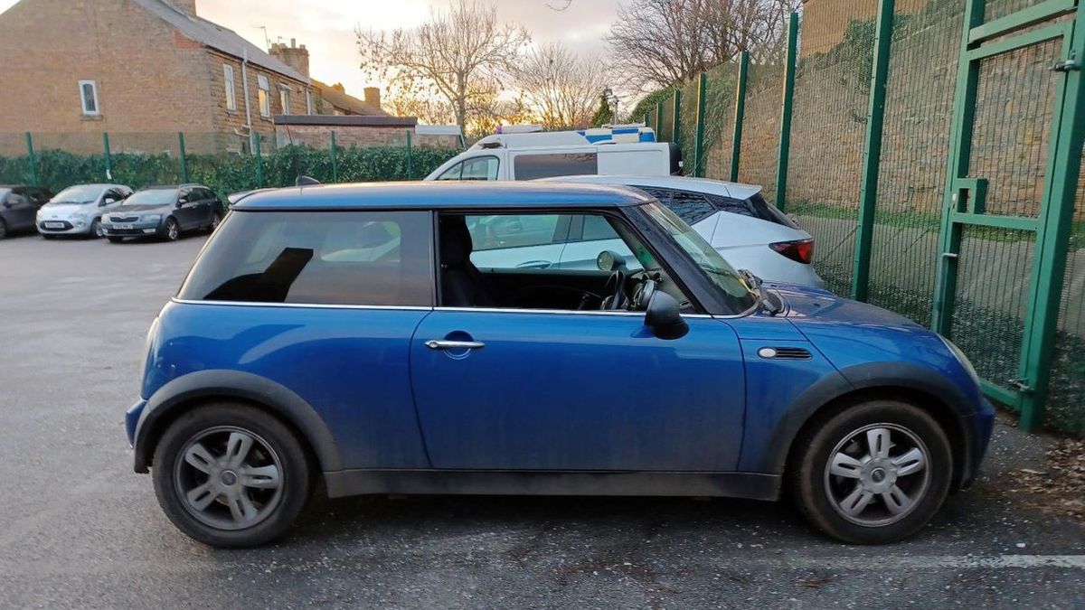 Emeryt całe życie jeździł bez "prawka"