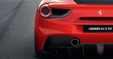 Następnym razem, gdy spotkasz właściciela Ferrari, złóż mu pokłon i podziękuj [JC]