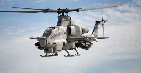 Śmigłowiec AH-1Z Viper z pociskami AMRAAM. Ambitny program Marines