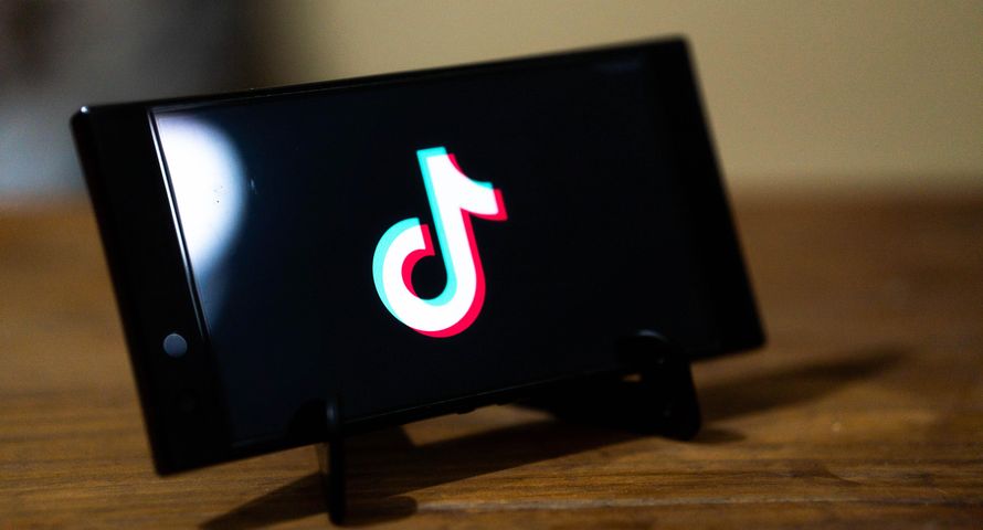 TikTok, SEXEDPL, Cześć Ciało i Wirtualna Polska z kampanią o poradach zdrowotnych