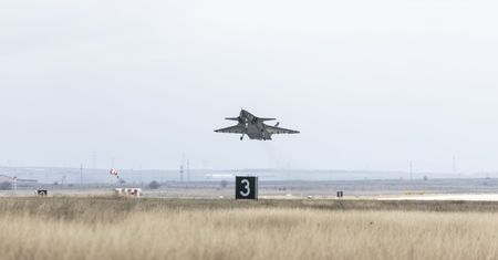 Bayraktar Kizilelma odbył dziewiczy lot. Turecki naddźwiękowy uderzeniowy dron coraz bliżej