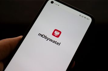 mObywatel w wakacje. Ministerstwo podało dane