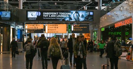 Kolejny problem na lotnisku Schipol w Amsterdamie. Zalega na nim już kilkanaście tysięcy porzuconych walizek