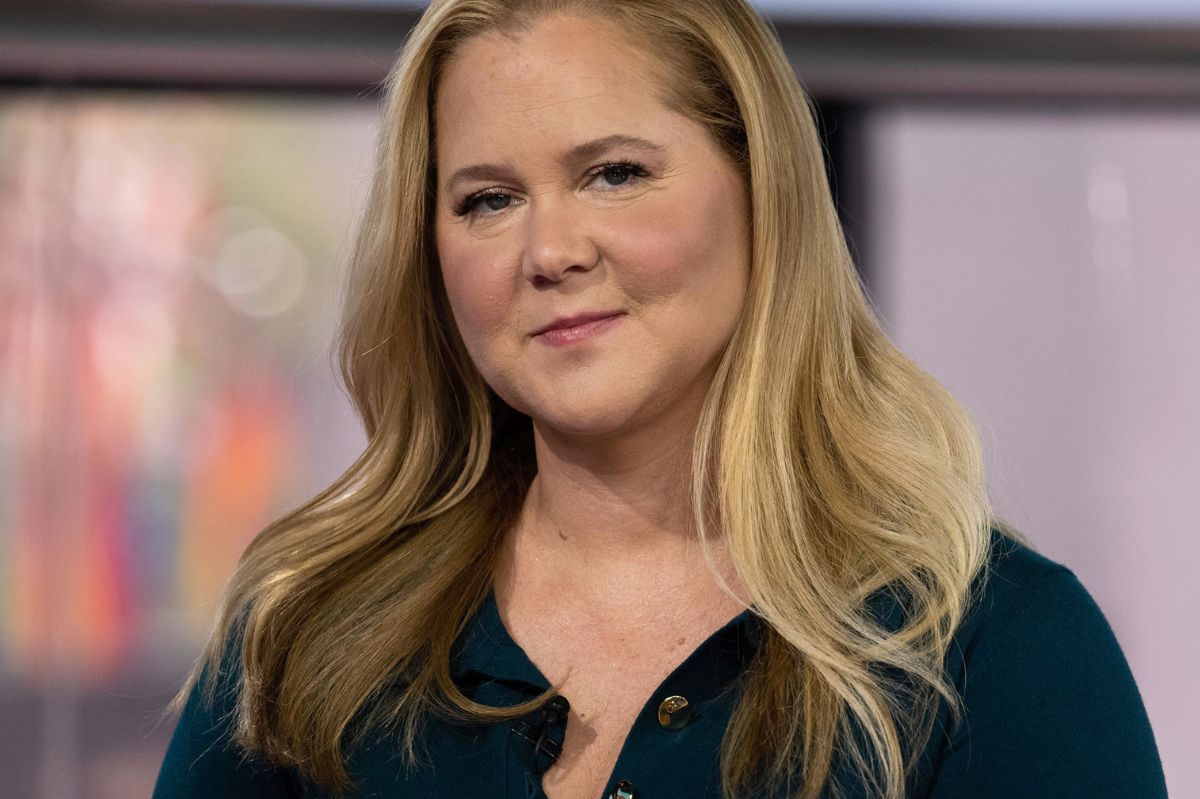 Amy Schumer opens up on health struggle after online criticism