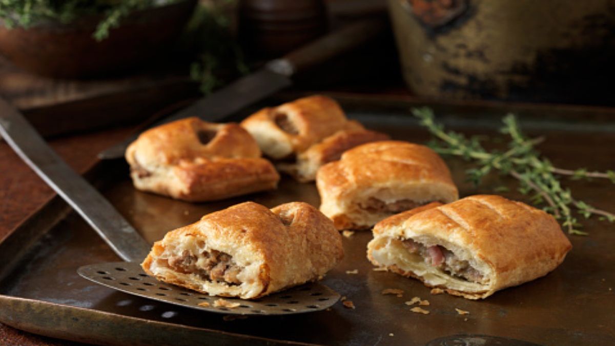 Przepis na roladki kiełbasiane jest niezwykle prosty, a efekt końcowy – powyżej oczekiwań