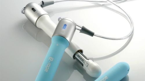 Skakanka ładująca baterie 1