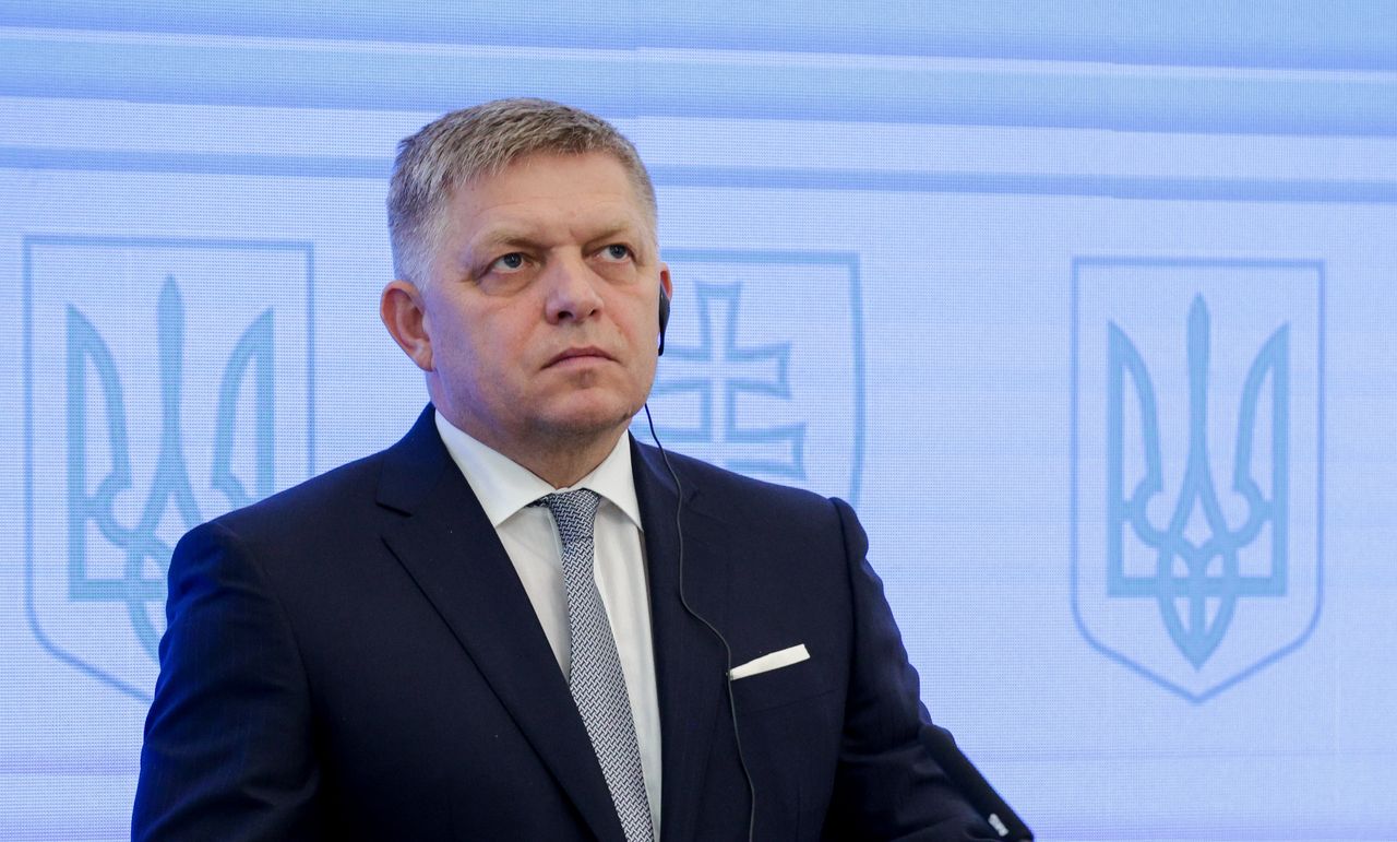 Premier Słowacji Robert Fico przebywa w szpitalu po zamachu na swoje życie