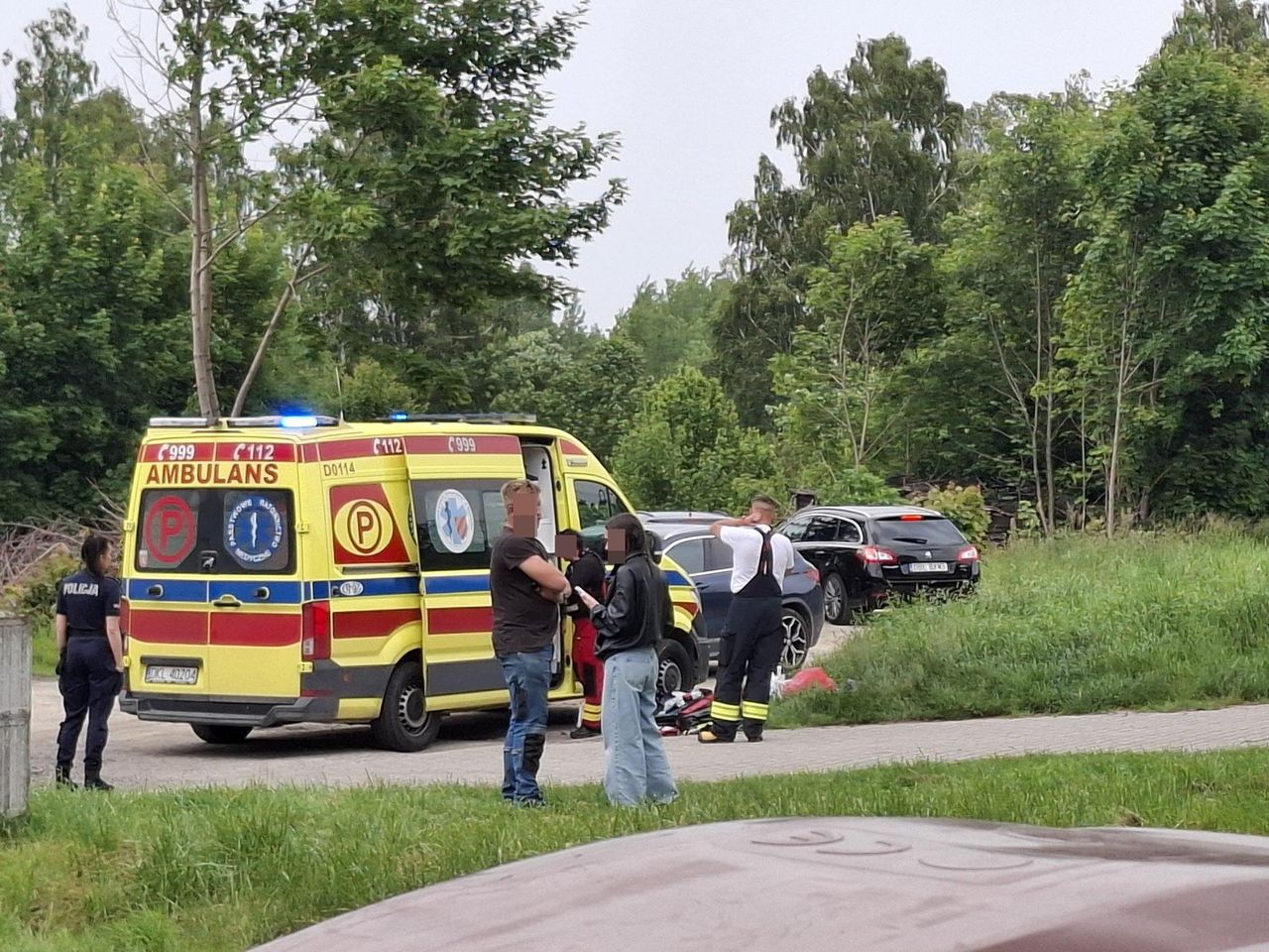 Koszmarny wypadek na Dolnym Śląsku. Młody kierowca potrącił 8-latka. Trwa akcja ratunkowa