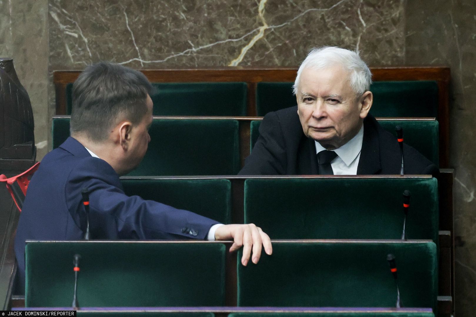 MON, biznesmeni i działka dla wojska. Opozycja żąda działań CBA i prokuratury po tekście WP