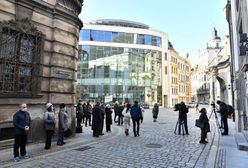 Henryk Gulbinowicz dzieli nawet po śmierci. Kontrowersje wokół mszy