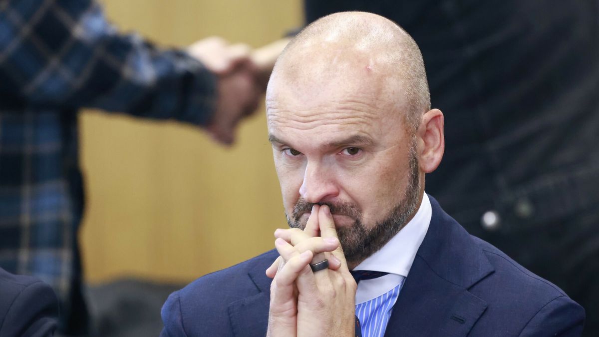 Rafa? Brzoska o propozycjach zespo?u deregulacyjnego
21.03.2025. Warszawa. Komisja Gospodarki i Rozwoju Informacja Rafala Brzoski o propozycjach zespolu deregulacyjnego i zebranych postulatach srodowiska przedsiebiorcow Fot. Filip Naumienko/REPORTER
N/z: Rafal Brzoska
Filip Naumienko/REPORTER