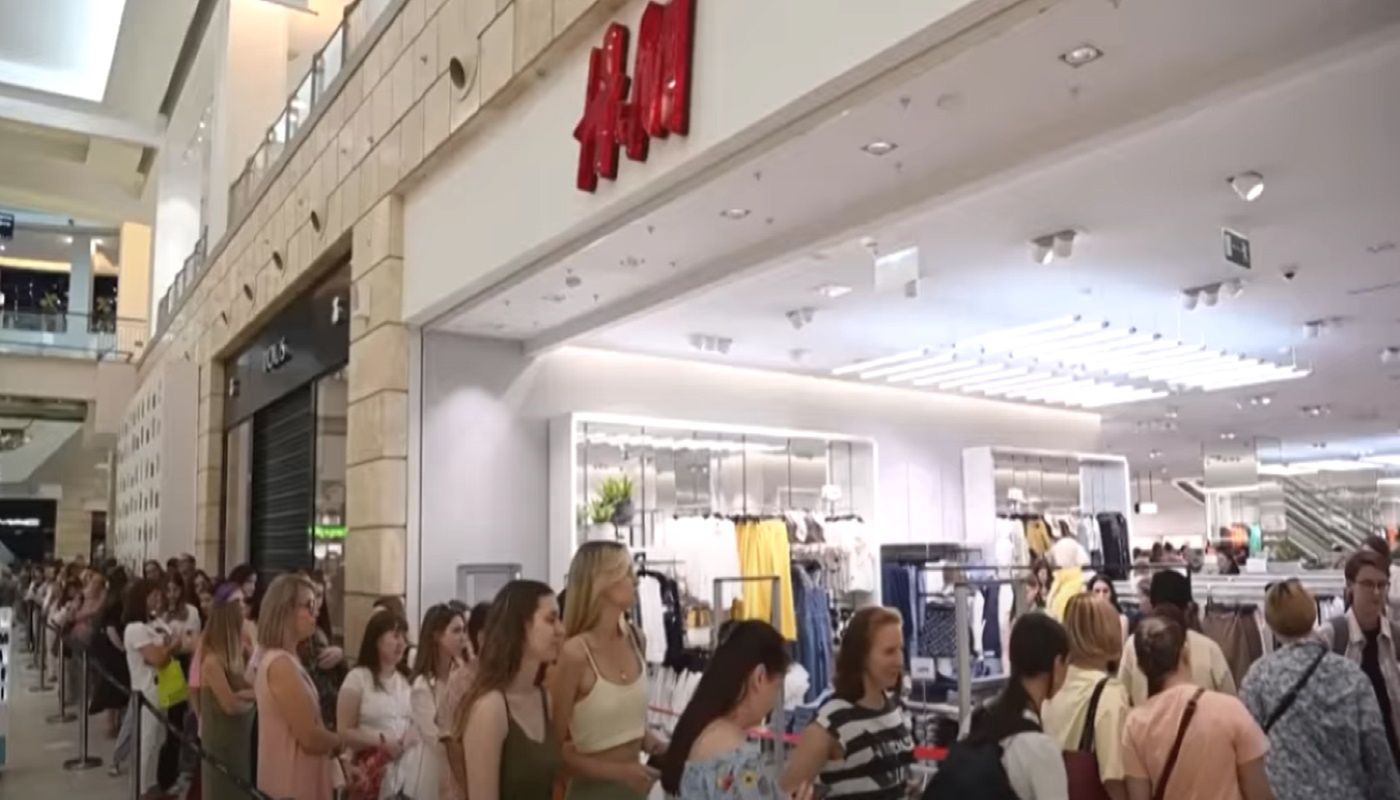 H&M i Ikea wycofują się z Rosji. Wielkie kolejki po produkty z wyprzedaży