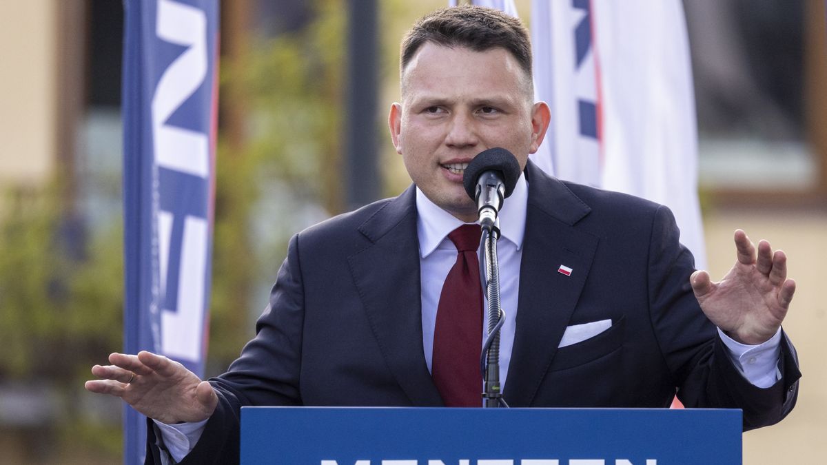 Leader of Poland's Far Right Konfederacja (Confederation)
Party and presidential candidate Slawomir Mentzen  speaks during a campaign rally in Szydlowiec, Poland, on April 23, 2025.
 (Photo by Andrzej Iwanczuk/NurPhoto via Getty Images)