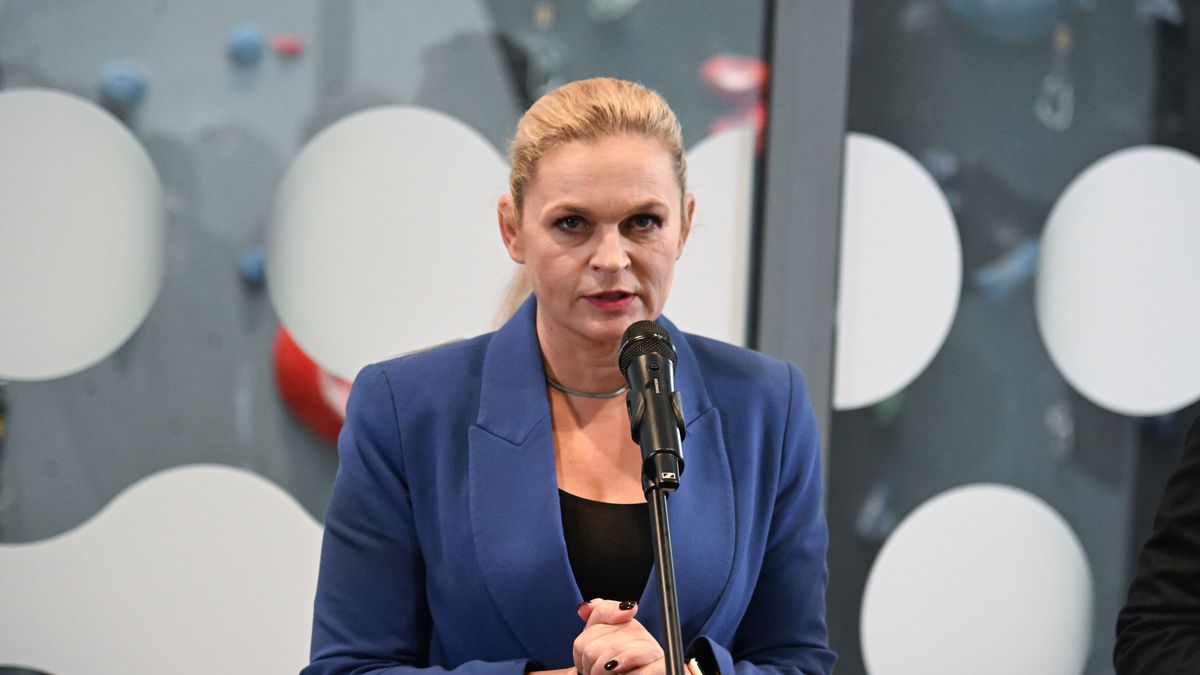 Barbara Nowacka
Szczecin, 04.11.2024. Minister edukacji Barbara Nowacka podczas konferencji prasowej nt. zespo�u opracowuj�cego now� podstaw� programow� WF-u, 4 bm. w Szczecinie. (sko) PAP/Marcin Bielecki
Marcin Bielecki
edukacji, edukacji narodowej, minister, podstawa programowa, sportu, sportu i turystyki, spotkanie, WF, wizyta, wychowanie fizyczne, polityk, wizyta krajowa