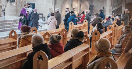 Koronawirus. Episkopat wydaje wspólny komunikat z ministrem zdrowia