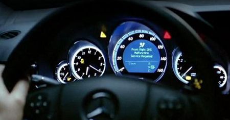 Wpadka reklamowa Mercedesa... mała wpadka