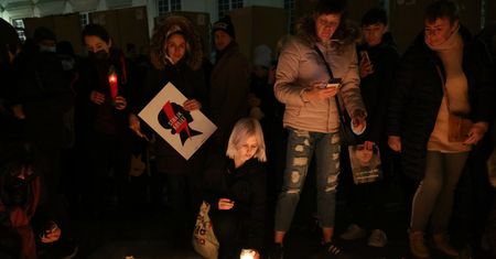 Protesty po śmierci 30-latki. Piękny gest w stolicy [RELACJA NA ŻYWO]